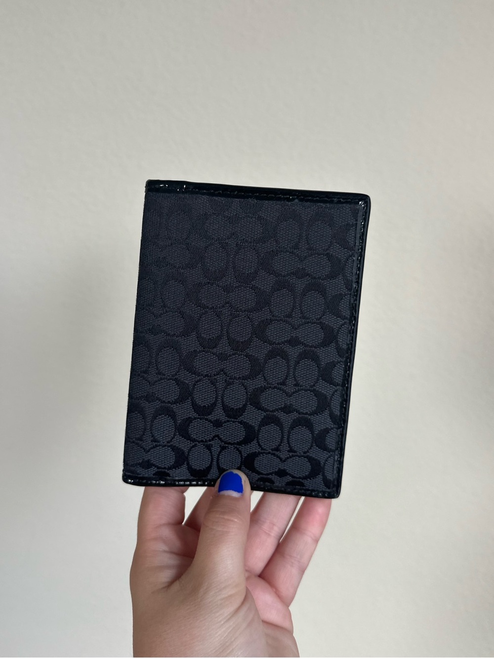 Coach Signature Print Passport Travel Document Card Holder Wallet - Picture 12 of 13